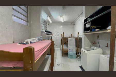 Casa para alugar com 320m², 8 quartos e 2 vagas Casa para alugar com 320m², 8 quartos e 2 vagasQuarto de Serviço