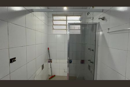 Casa para alugar com 320m², 8 quartos e 2 vagas Casa para alugar com 320m², 8 quartos e 2 vagasBanheiro Social