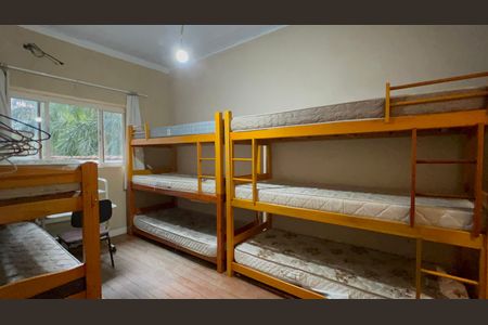 Casa para alugar com 320m², 8 quartos e 2 vagas Casa para alugar com 320m², 8 quartos e 2 vagasQuarto