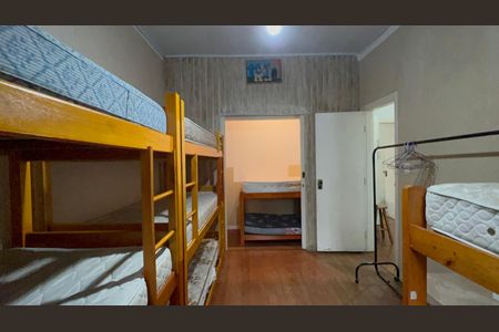 Casa para alugar com 320m², 8 quartos e 2 vagas Casa para alugar com 320m², 8 quartos e 2 vagasQuarto