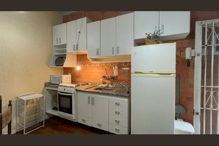 Casa para alugar com 320m², 8 quartos e 2 vagas Casa para alugar com 320m², 8 quartos e 2 vagasSala/Cozinha