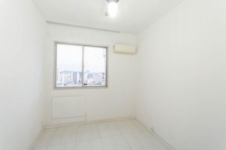 Quarto 1 de apartamento para alugar com 2 quartos, 70m² em Praça da Bandeira, Rio de Janeiro