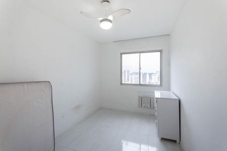 Apartamento para alugar com 70m², 2 quartos e 1 vagaSuíte