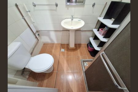 Banheiro da suíte de apartamento à venda com 1 quarto, 40m² em Centro, Rio de Janeiro