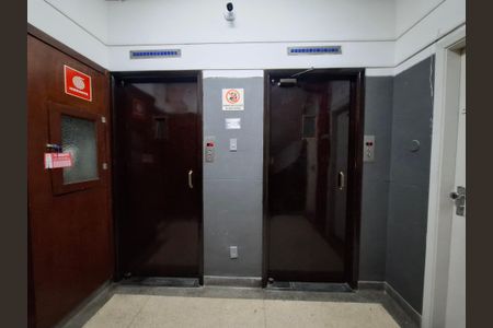 Apartamento à venda com 40m², 1 quarto e sem vagaCorredor