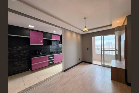 Sala de apartamento à venda com 2 quartos, 50m² em Utinga, Santo André