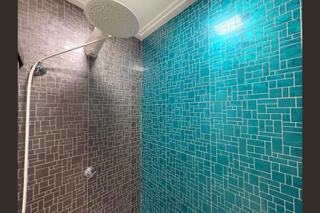 Apartamento à venda com 50m², 2 quartos e 2 vagas Apartamento à venda com 50m², 2 quartos e 2 vagasBanheiro