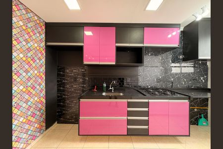 Apartamento à venda com 50m², 2 quartos e 2 vagas Apartamento à venda com 50m², 2 quartos e 2 vagasCozinha