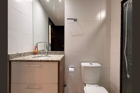 Apartamento à venda com 50m², 2 quartos e 2 vagas Apartamento à venda com 50m², 2 quartos e 2 vagasBanheiro