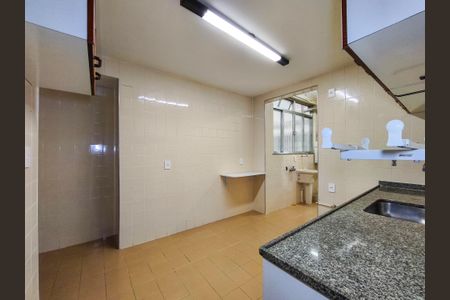 Apartamento à venda com 120m², 3 quartos e 2 vagasCozinha