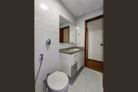 Apartamento à venda com 120m², 3 quartos e 2 vagasBanheiro 