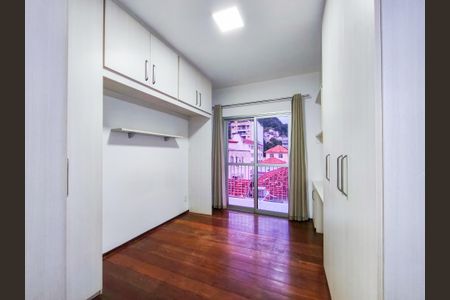 Apartamento à venda com 120m², 3 quartos e 2 vagasSuíte