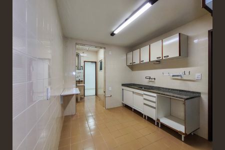 Apartamento à venda com 120m², 3 quartos e 2 vagasCozinha