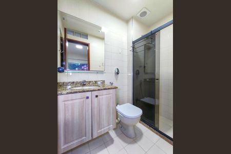 Apartamento à venda com 120m², 3 quartos e 2 vagasBanheiro da Suíte