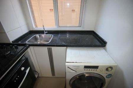 Apartamento para alugar com 56m², 2 quartos e 1 vaga Apartamento para alugar com 56m², 2 quartos e 1 vagaCozinha