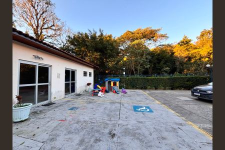 Área comum de casa de condomínio para alugar com 2 quartos, 50m² em Jardim Torino, Cotia