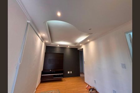 Sala de casa de condomínio para alugar com 2 quartos, 50m² em Jardim Torino, Cotia