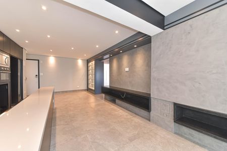 Sala de apartamento à venda com 2 quartos, 66m² em Jardim Aeroporto, São Paulo