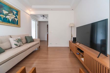 Apartamento à venda com 77m², 2 quartos e 1 vagaSala