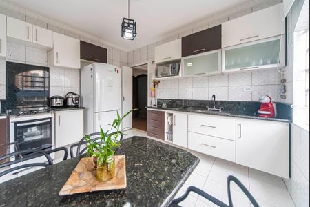Apartamento à venda com 77m², 2 quartos e 1 vagaCozinha 