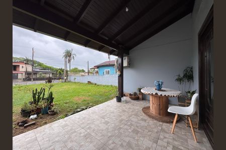 Casa à venda com 166m², 3 quartos e 2 vagas Casa à venda com 166m², 3 quartos e 2 vagasÁrea comum