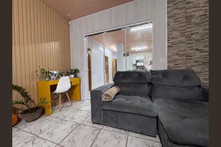 Casa à venda com 166m², 3 quartos e 2 vagas Casa à venda com 166m², 3 quartos e 2 vagasSala