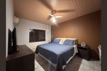 Casa à venda com 166m², 3 quartos e 2 vagas Casa à venda com 166m², 3 quartos e 2 vagasSuíte