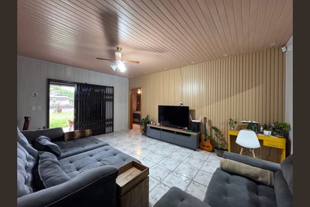 Casa à venda com 166m², 3 quartos e 2 vagas Casa à venda com 166m², 3 quartos e 2 vagasSala