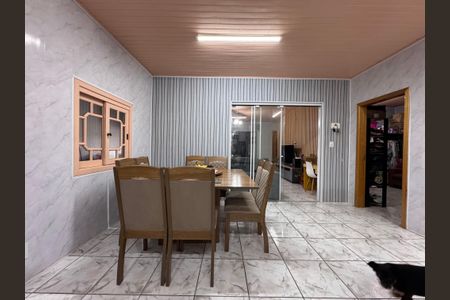 Casa à venda com 166m², 3 quartos e 2 vagas Casa à venda com 166m², 3 quartos e 2 vagasSala de Jantar