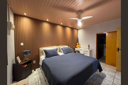 Casa à venda com 166m², 3 quartos e 2 vagas Casa à venda com 166m², 3 quartos e 2 vagasSuíte