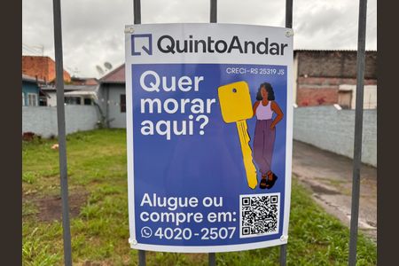 Casa à venda com 166m², 3 quartos e 2 vagas Casa à venda com 166m², 3 quartos e 2 vagasPlaca