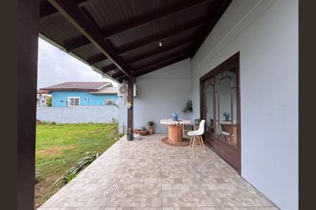 Casa à venda com 166m², 3 quartos e 2 vagas Casa à venda com 166m², 3 quartos e 2 vagasÁrea comum