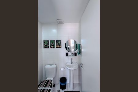 Apartamento à venda com 27m², 1 quarto e sem vaga Apartamento à venda com 27m², 1 quarto e sem vagaBanheiro social