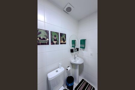 Apartamento à venda com 27m², 1 quarto e sem vaga Apartamento à venda com 27m², 1 quarto e sem vagaBanheiro social