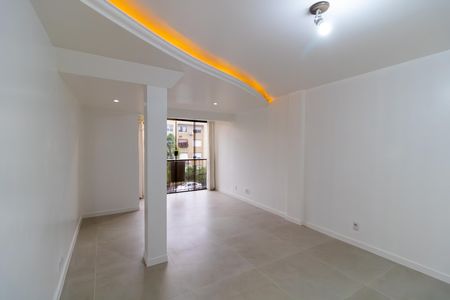 Sala de apartamento à venda com 3 quartos, 137m² em Jardim Botânico, Porto Alegre