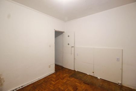 Quarto 2 de casa para alugar com 2 quartos, 70m² em Vila Bianca, São Paulo