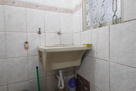 Casa para alugar com 160m², 2 quartos e 1 vagaÁrea de serviço