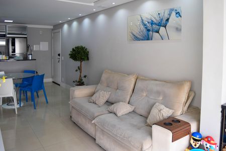 Apartamento à venda com 70m², 2 quartos e 1 vagaSala