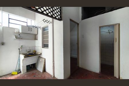 Casa para alugar com 100m², 2 quartos e 1 vaga Casa para alugar com 100m², 2 quartos e 1 vagaEdícula