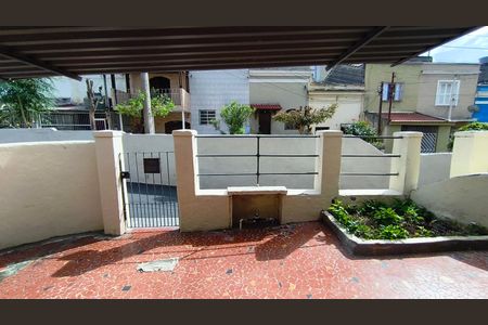 Casa para alugar com 100m², 2 quartos e 1 vaga Casa para alugar com 100m², 2 quartos e 1 vagaQuintal