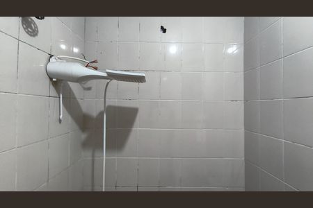 Casa para alugar com 100m², 2 quartos e 1 vaga Casa para alugar com 100m², 2 quartos e 1 vagaBanheiro
