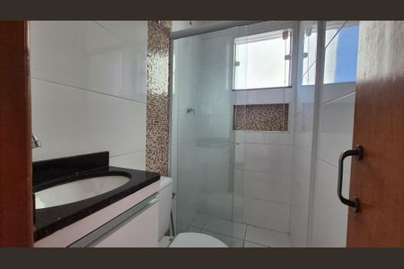 Banheiro da suíte  de apartamento para alugar com 2 quartos, 76m² em Vila Scarpelli, Santo André