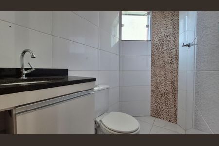 Apartamento para alugar com 76m², 2 quartos e 1 vaga Apartamento para alugar com 76m², 2 quartos e 1 vagaBanheiro social