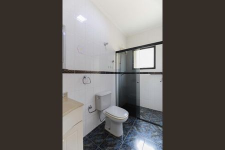 Casa à venda com 400m², 3 quartos e 4 vagas Casa à venda com 400m², 3 quartos e 4 vagasBanheiro da suíte 3