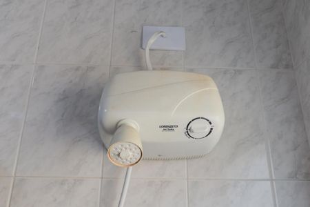 Casa à venda com 400m², 3 quartos e 4 vagas Casa à venda com 400m², 3 quartos e 4 vagasBanheiro da suíte 2