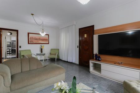 Sala de casa à venda com 3 quartos, 400m² em Tremembé, São Paulo