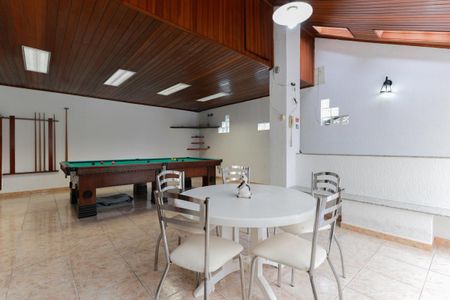 Casa à venda com 400m², 3 quartos e 4 vagas Casa à venda com 400m², 3 quartos e 4 vagasSalão e churrasqueira