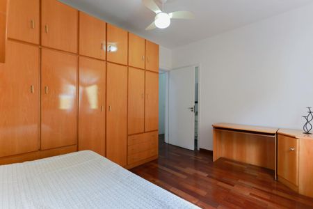 Casa à venda com 400m², 3 quartos e 4 vagas Casa à venda com 400m², 3 quartos e 4 vagasSuíte 3