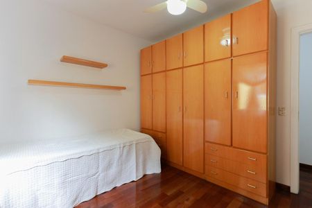 Casa à venda com 400m², 3 quartos e 4 vagas Casa à venda com 400m², 3 quartos e 4 vagasSuíte 3