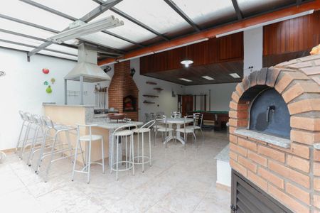 Casa à venda com 400m², 3 quartos e 4 vagas Casa à venda com 400m², 3 quartos e 4 vagasSalão e churrasqueira